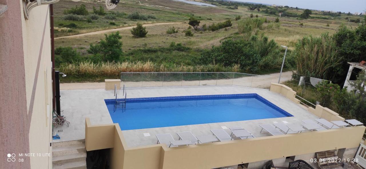 Villa Baric Nin Buitenkant foto